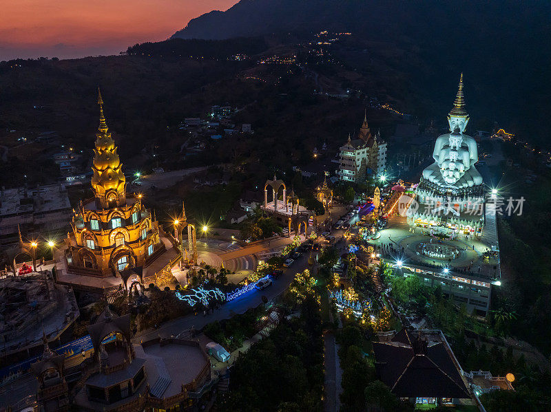 Wat Phra That Pha Son Kaew，泰国碧差汶省Khao Kho区